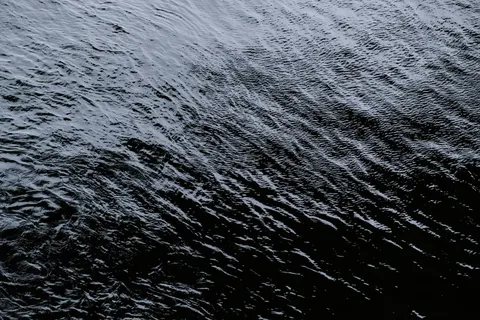 Sand Ripples 4K Wallpaper · minimal · 3840×2560