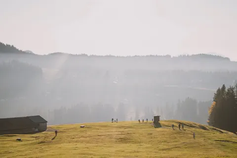 Foggy Minimal 4K Wallpaper · minimal · 3840×2560