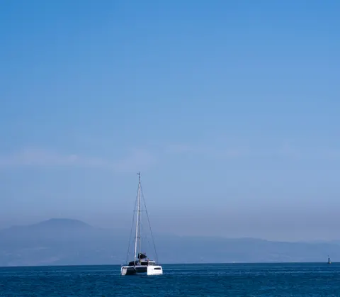 Still Water 4K Wallpaper · minimal · 3840×3350