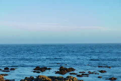 Still Water 4K Wallpaper · minimal · 3840×2560