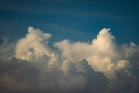 Pastel Clouds 4K Wallpaper · minimal · 3840×2560