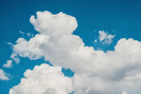 Pastel Clouds 4K Wallpaper · minimal · 3840×2560