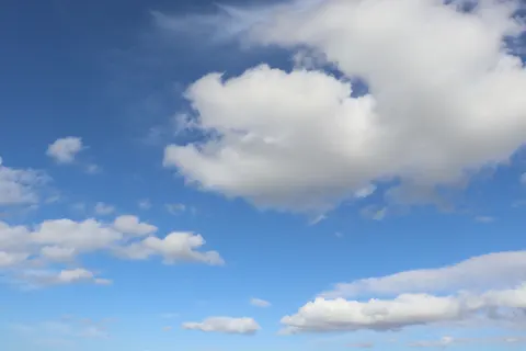 Pastel Clouds 4K Wallpaper · minimal · 3840×2560