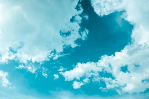 Pastel Clouds 4K Wallpaper · minimal · 3840×2560
