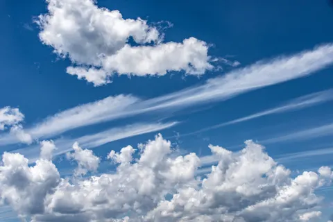 Pastel Clouds 4K Wallpaper · minimal · 3840×2560