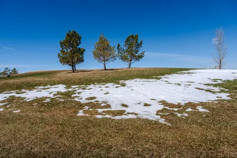 Snow Field 4K Wallpaper · minimal · 3840×2560