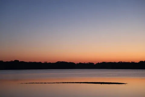 Gradient Horizon 4K Wallpaper · minimal · 3840×2561