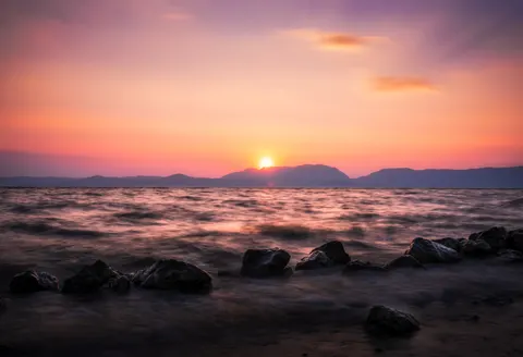 Gradient Horizon 4K Wallpaper · minimal · 3840×2622