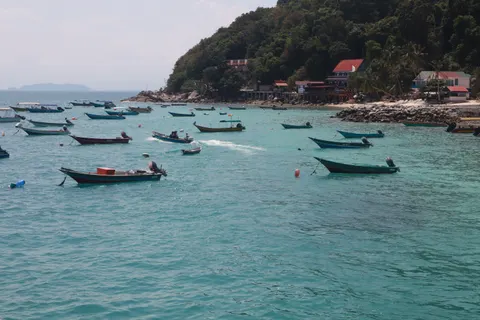 南国のビーチ 4K壁紙 · ocean · 3840×2560