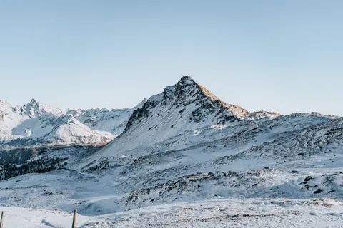 Fond d'écran Montagnes 4K · mountains · 3840×2560
