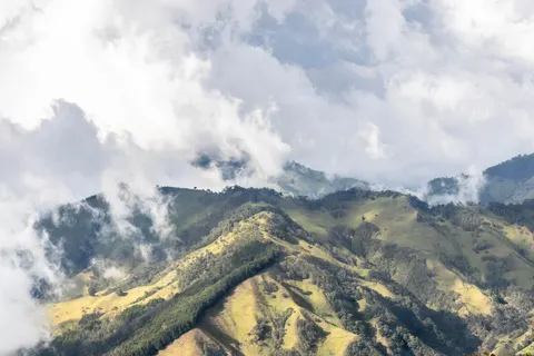 The Andes 4K Wallpaper · mountains · 3840×2560