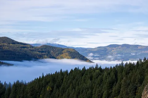 Foggy Valley 4K Wallpaper · mountains · 3840×2560