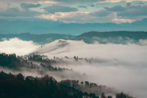 Foggy Valley 4K Wallpaper · mountains · 3840×2561