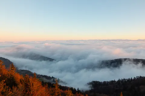 Foggy Valley 4K Wallpaper · mountains · 3840×2560