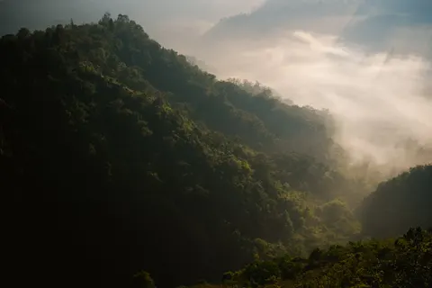 Foggy Valley 4K Wallpaper · mountains · 3840×2560