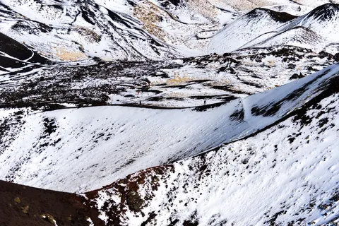 Snowy Volcano 4K Wallpaper · mountains · 3840×2563