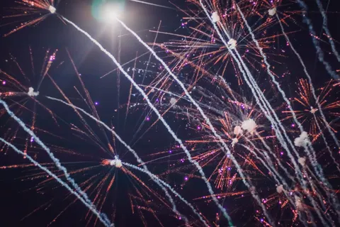 Powder Burst 4K Wallpaper · abstract · 3840×2560