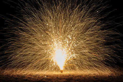 Powder Burst 4K Wallpaper · abstract · 3840×2560