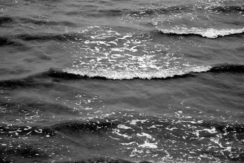 Wave Lines 4K Wallpaper · abstract · 3840×2560