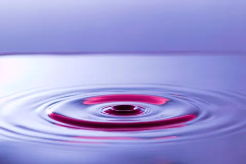 Oil Bubbles 4K Wallpaper · abstract · 3840×2560