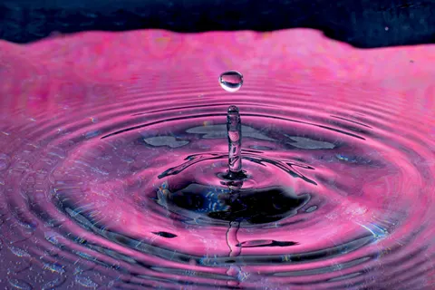Oil Bubbles 4K Wallpaper · abstract · 3840×2560