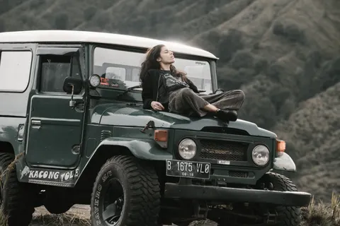 Off-Road 4K Wallpaper · cars · 3840×2561