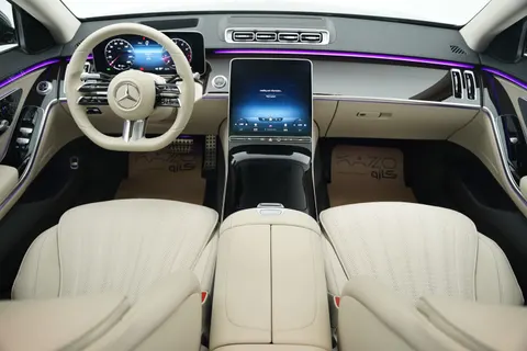 Car Interior 4K Wallpaper · cars · 3840×2560
