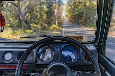 Car Interior 4K Wallpaper · cars · 3840×2560