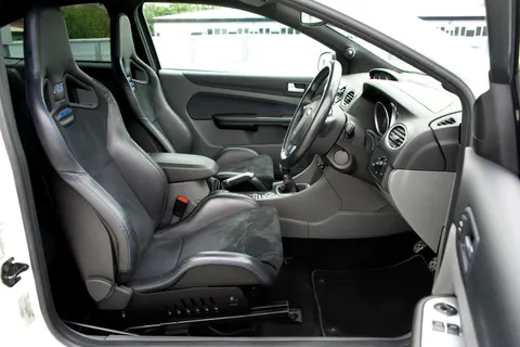 Car Interior 4K Wallpaper · cars · 3840×2560