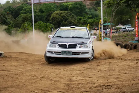 Race Car 4K Wallpaper · cars · 3840×2560
