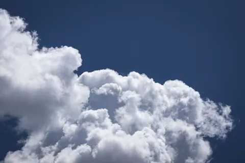 Pastel Clouds 4K Wallpaper · minimal · 3840×2560