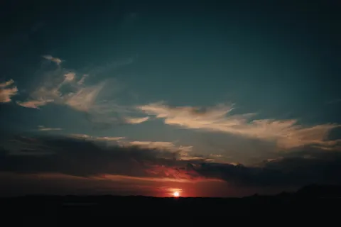 Dune Sunset 4K Wallpaper · minimal · 3840×2560