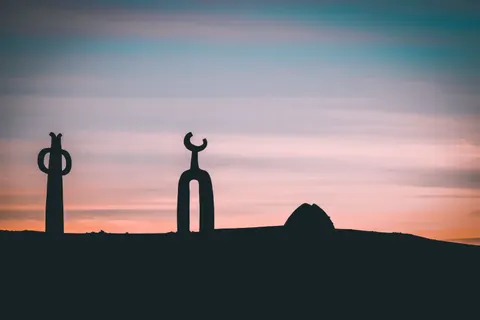 Dune Sunset 4K Wallpaper · minimal · 3840×2560