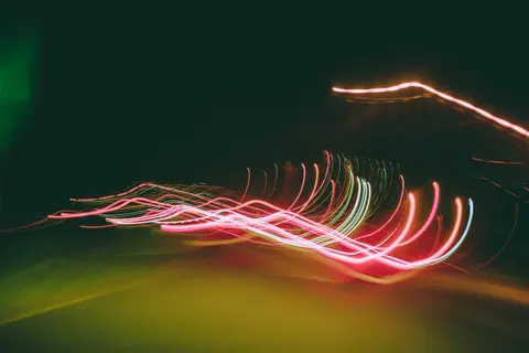霓虹抽象 4K壁纸 · abstract · 3840×2560