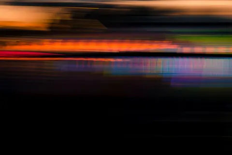 霓虹抽象 4K壁纸 · abstract · 3840×2560
