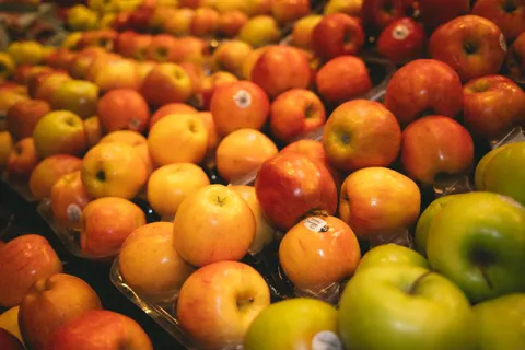 Fresh Fruit 4K Wallpaper · food · 3840×2560