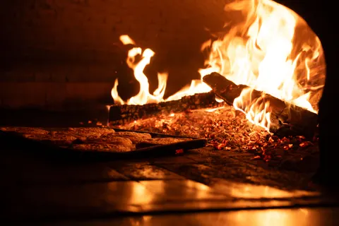 Pizza 4K Wallpaper · food · 3840×2560