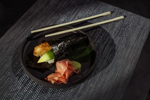 Sushi 4K Wallpaper · food · 3840×2560