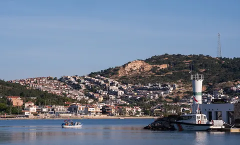 灯台の海岸 4K壁紙 · ocean · 3840×2322
