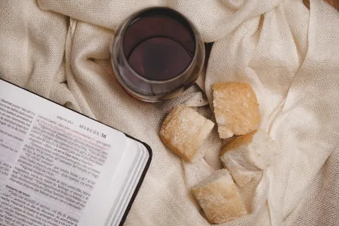 Wine 4K Wallpaper · food · 3840×2560
