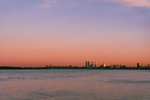 New York Skyline 4K Wallpaper · city · 3840×2560