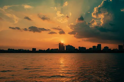 New York Skyline 4K Wallpaper · city · 3840×2560