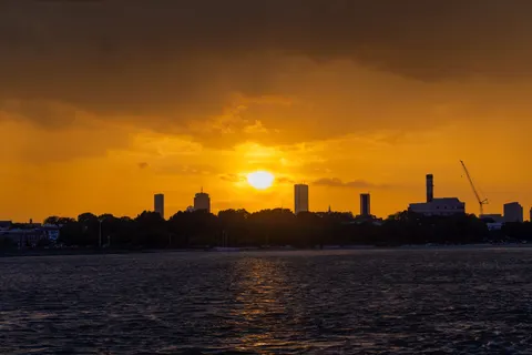 New York Skyline 4K Wallpaper · city · 3840×2561
