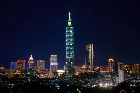 Sfondo Shanghai di notte 4K · city · 3840×2560
