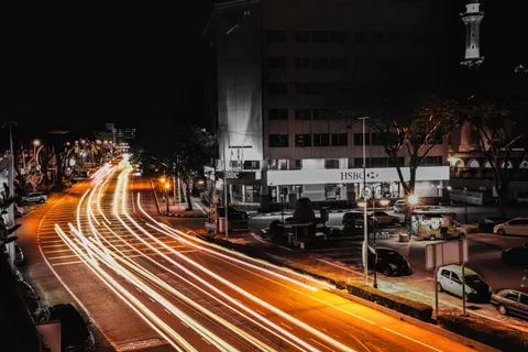 Light Trails 4K Wallpaper · city · 3840×2560