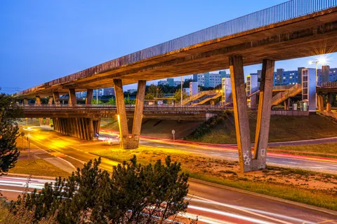Light Trails 4K Wallpaper · city · 3840×2560