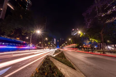 Light Trails 4K Wallpaper · city · 3840×2560