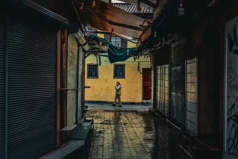 Rainy Street 4K Wallpaper · city · 3840×2563