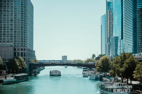 Chicago Skyline 4K Wallpaper · city · 3840×2560