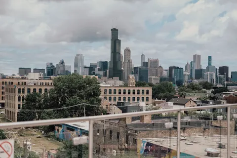 Chicago Skyline 4K Wallpaper · city · 3840×2560